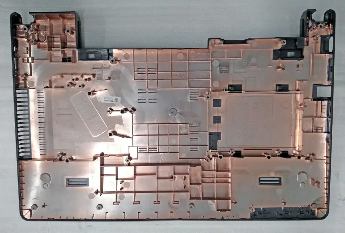Нижня частина корпусу Asus X501А нова 13gnno1ap040-2 (піддон, корито, низ, дно)